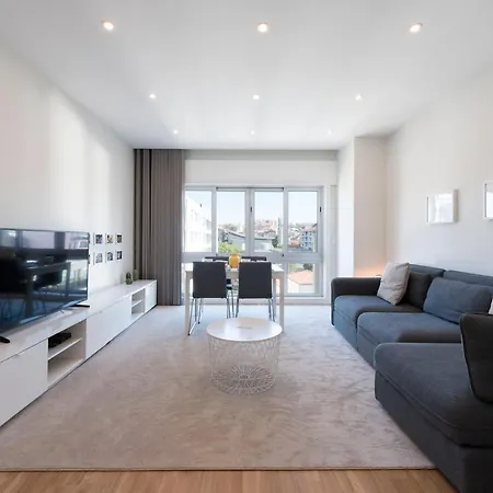Appartement Lovelystay - Downtown Modern 2br Flat With Free Parking
